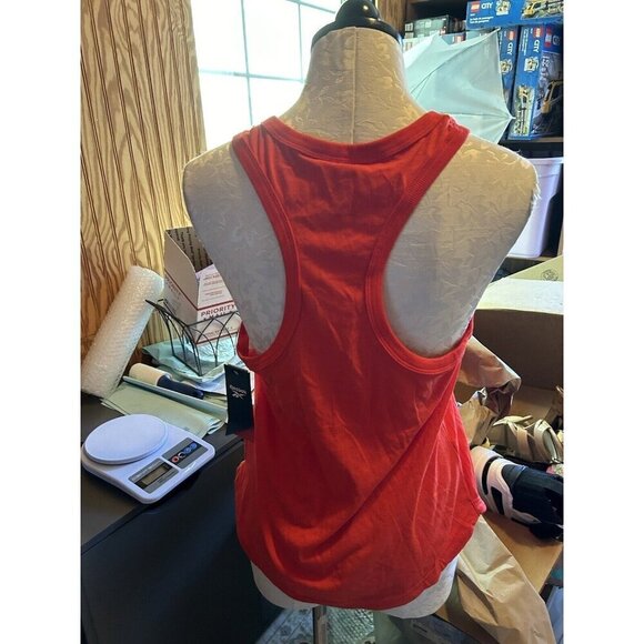 Reebok Womens Meet You There Racerback Tank Top NEW Size M Red Knit - Picture 5 of 7
